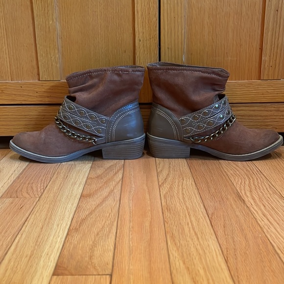 Candie’s Cacuracotan Brown Booties- Size 7 🤎🍂🤠 - Picture 12 of 16